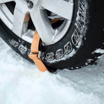 1 pcs Winter Car Tire Anti-Skid Block Vehicle Emergency Car Tire Anti-Skid Block Vehicle Emergency Snow Chain Universal Belt