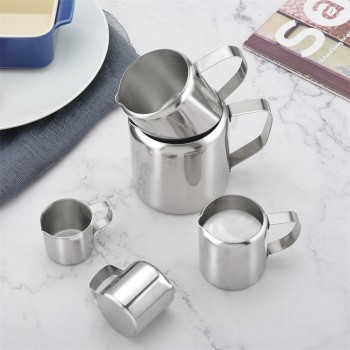 Stainless Steel Milk Frothing Jug Milk Cream Cup Coffee Creamer Latte Art Pitcher With Spout Durable Kitchen Coffee Accessories