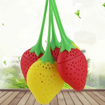 1 PCS Kitchen Supplies Tea Strainer Non-toxic Strawberry Shape Silicone Tea Infuser Tea Bag Teapot Accessory