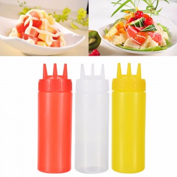 Mayitr 3 Hole Squeeze Bottle Plastic Oil Vinegar Bottles Condiment Dispenser Sauce Bottle Ketchup Salad Cruet Can