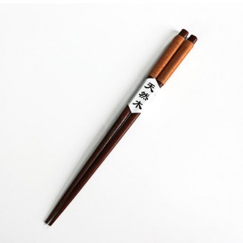 2 Pairs Handmade Japanese Natural Chestnut Wood Chopsticks Set Value Gift eetstokje Pauzinho Baguette 17aug1