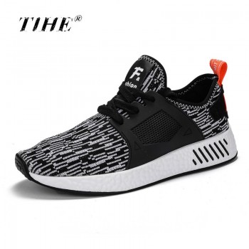 Men Fashion Trending Shoe 2018 Summer Striped Lace Up Men Vulcanize Shoes Walking Lightweight Tenis Sneakers Light Soft Footwear