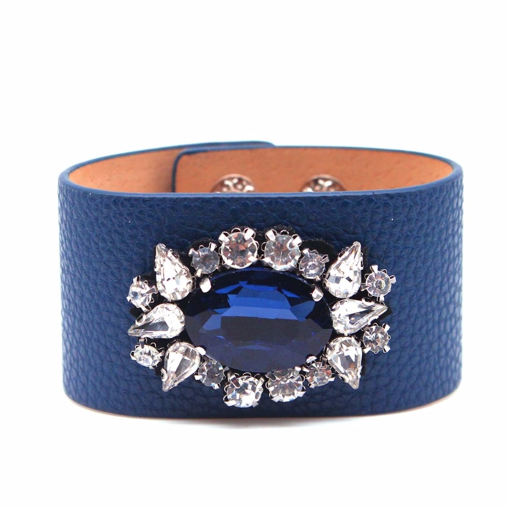 The New Leather Bracelet Rhinestone Bracelet Charm Contracted And Generous Fashion Jewelry  Bracelet Bangle