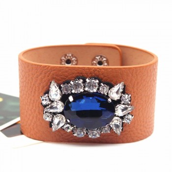 The New Leather Bracelet Rhinestone Bracelet Charm Contracted And Generous Fashion Jewelry  Bracelet Bangle