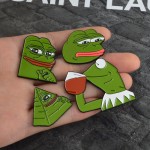 Smiling Sad Frog Pepe Mens Brooch Lapel Button Icon with Sad Dad Frog Pin Set Brooch Badge Backpack Bag Hat Accessories