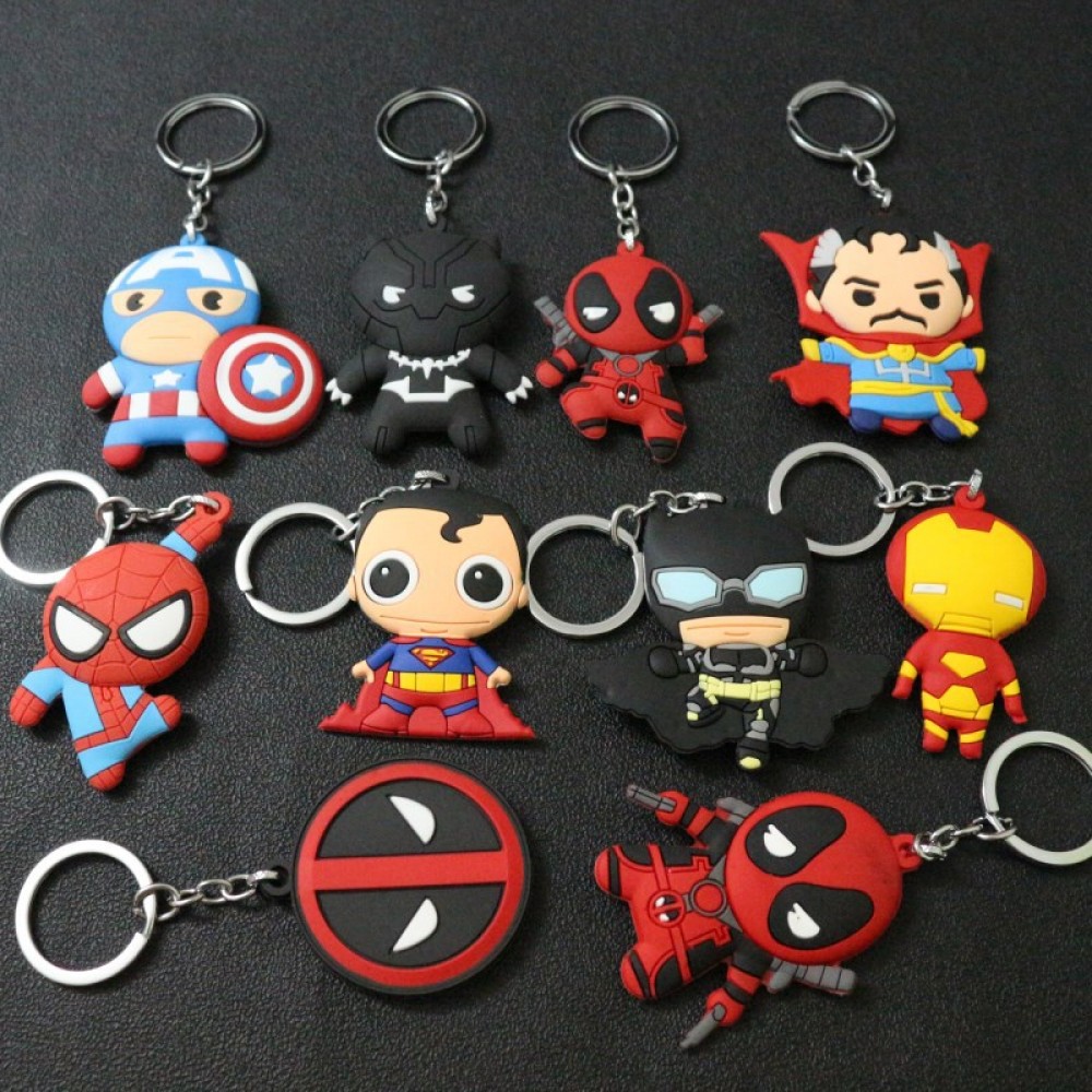 2018 New Superheros Cosplay Cute Keychains Spiderman Batman Captain America And Superman PVC Action Figure Model Jewelry