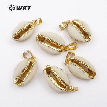 WT-P547 New approach Fashion tiny natural gold dipped shell pendant Lovely tiny cowrie shell pendant