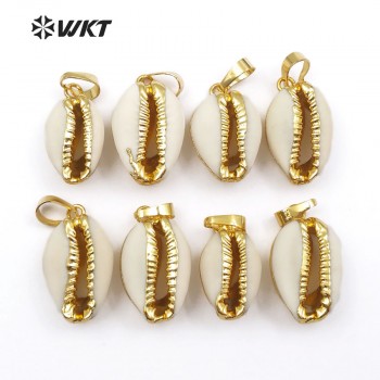 WT-P547 New approach Fashion tiny natural gold dipped shell pendant Lovely tiny cowrie shell pendant