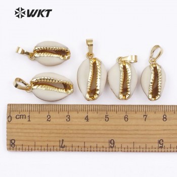 WT-P547 New approach Fashion tiny natural gold dipped shell pendant Lovely tiny cowrie shell pendant