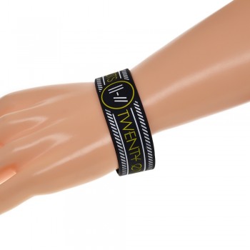 OneBandaHouse 1PC Rock Band Twenty One Pilots Silicone Rubber Wristband 1 Inch Wide Bracelet White Line Logo