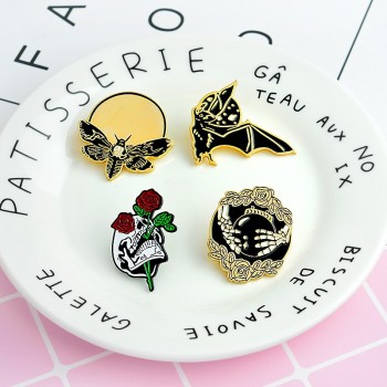 Hand with crystal glasses Skull head with roses Bat Bee Punk pins Badges Hard enamel lapel pins Brooches Gothic jewelry